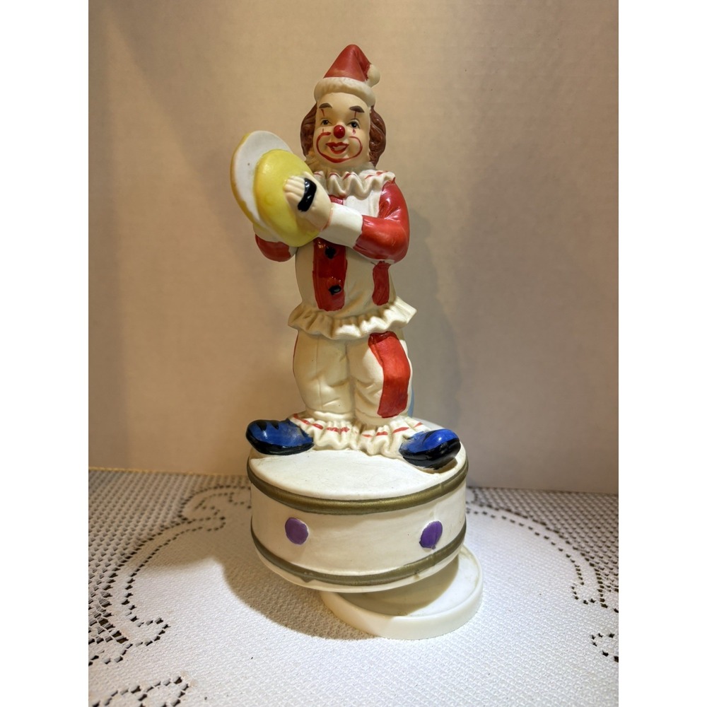 Vintage Clown Music figurine.Porcelain.